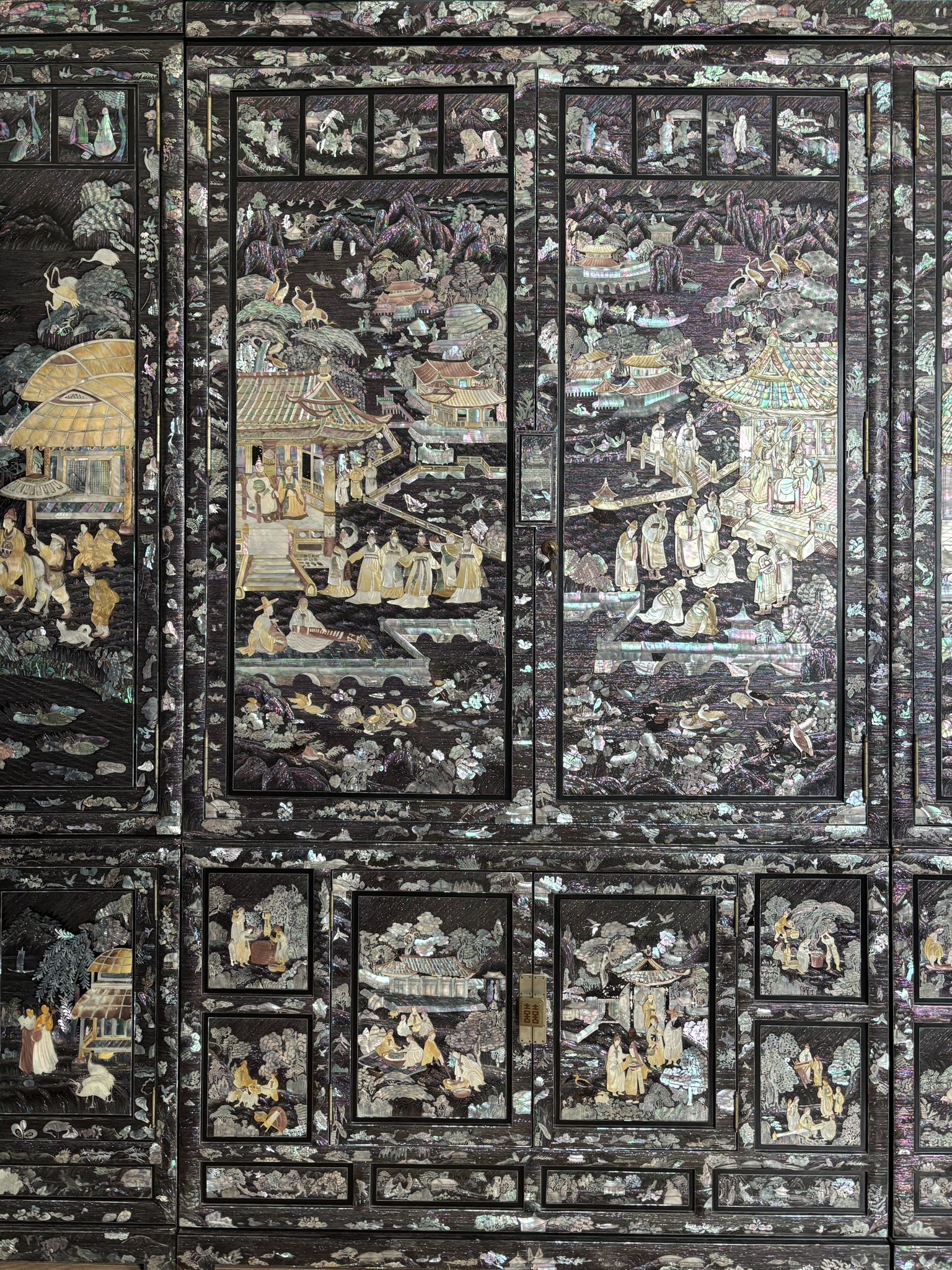 울집-찐부자였던-시절-친할머니가-주문제작해서-쓰던-자개장-1-이미지