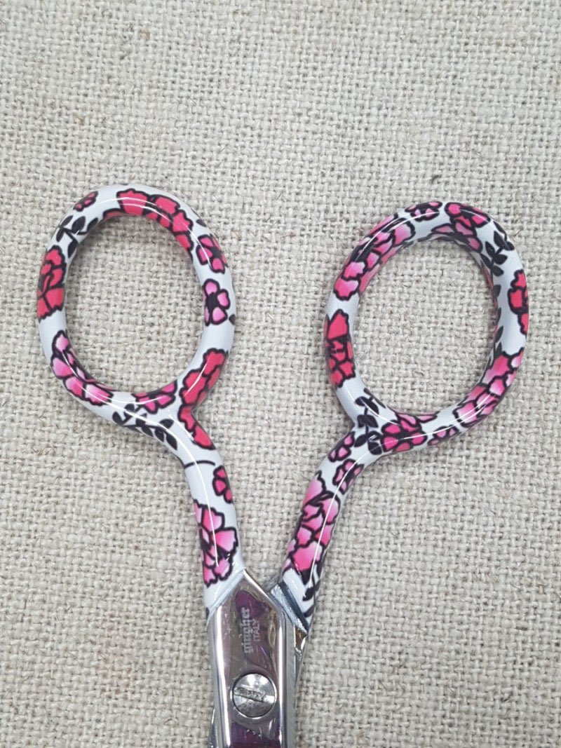 할머니-가위-잃어버렷다길래-그렇구나.햇은데-이정도로-슬퍼하고-잇엇음.twt-6-이미지