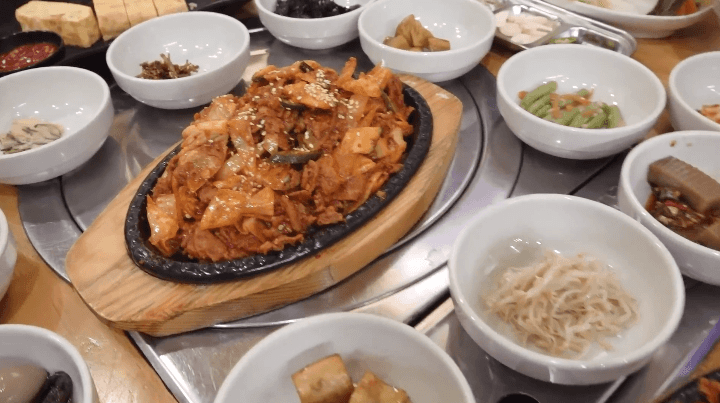 2개월차-신입-승무원이-겪은-험난한-비행-10-이미지