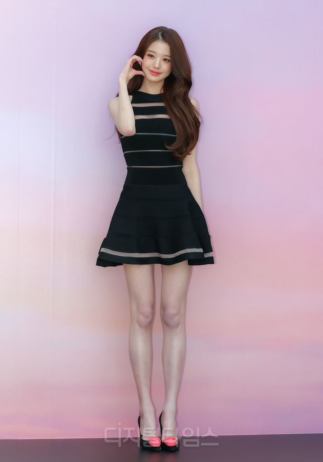 오늘자-다이슨-팝업-스토어-아이브-장원영-기사사진-10-이미지