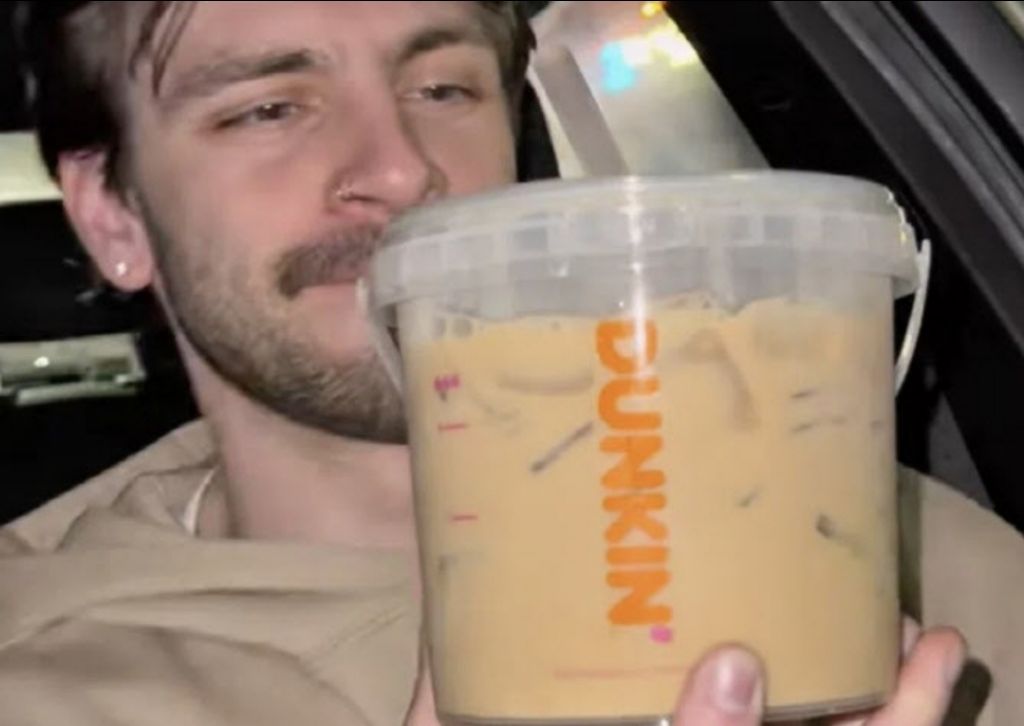 미국에서-대박난-던킨커피-근황-2-이미지