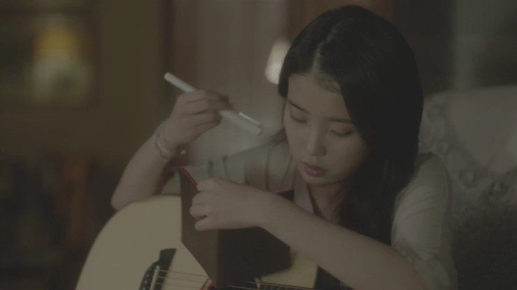 만년필-쓰는-연예인들.jpg-8-이미지