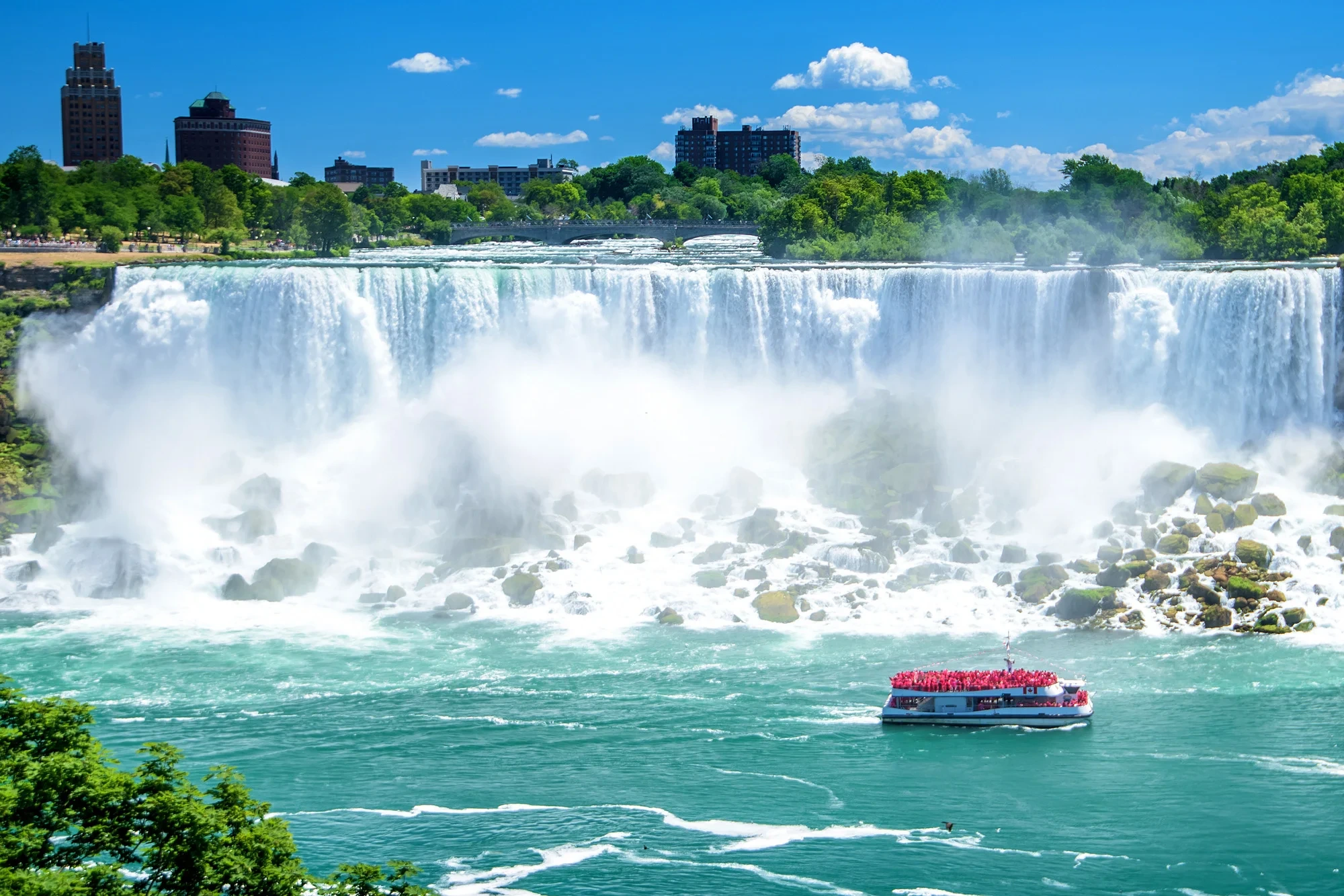 흔히-말하는-3대폭포중-가장-멋있는-폭포는?-10-이미지