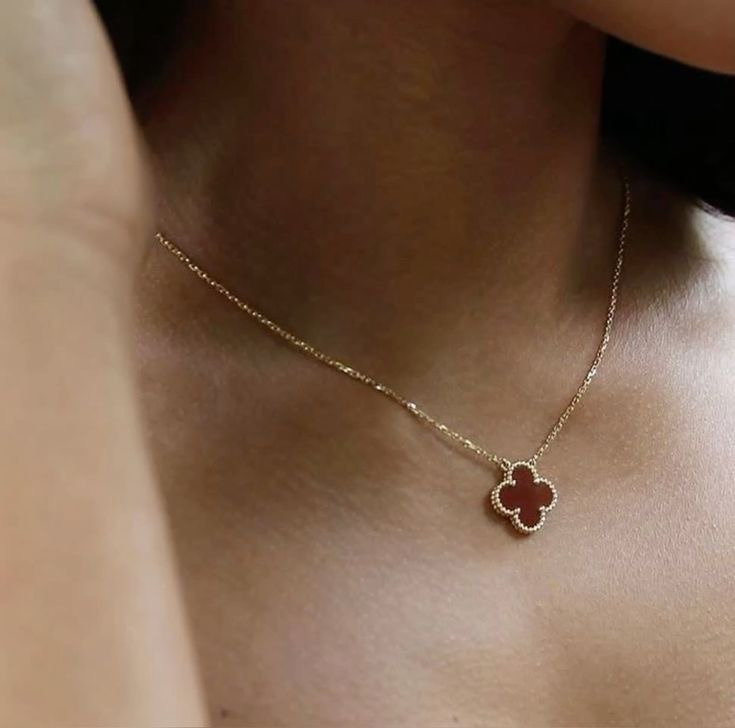 전-세계적으로-가장-히트-친-목걸이가-아닐까-하는-.jpg-10-이미지