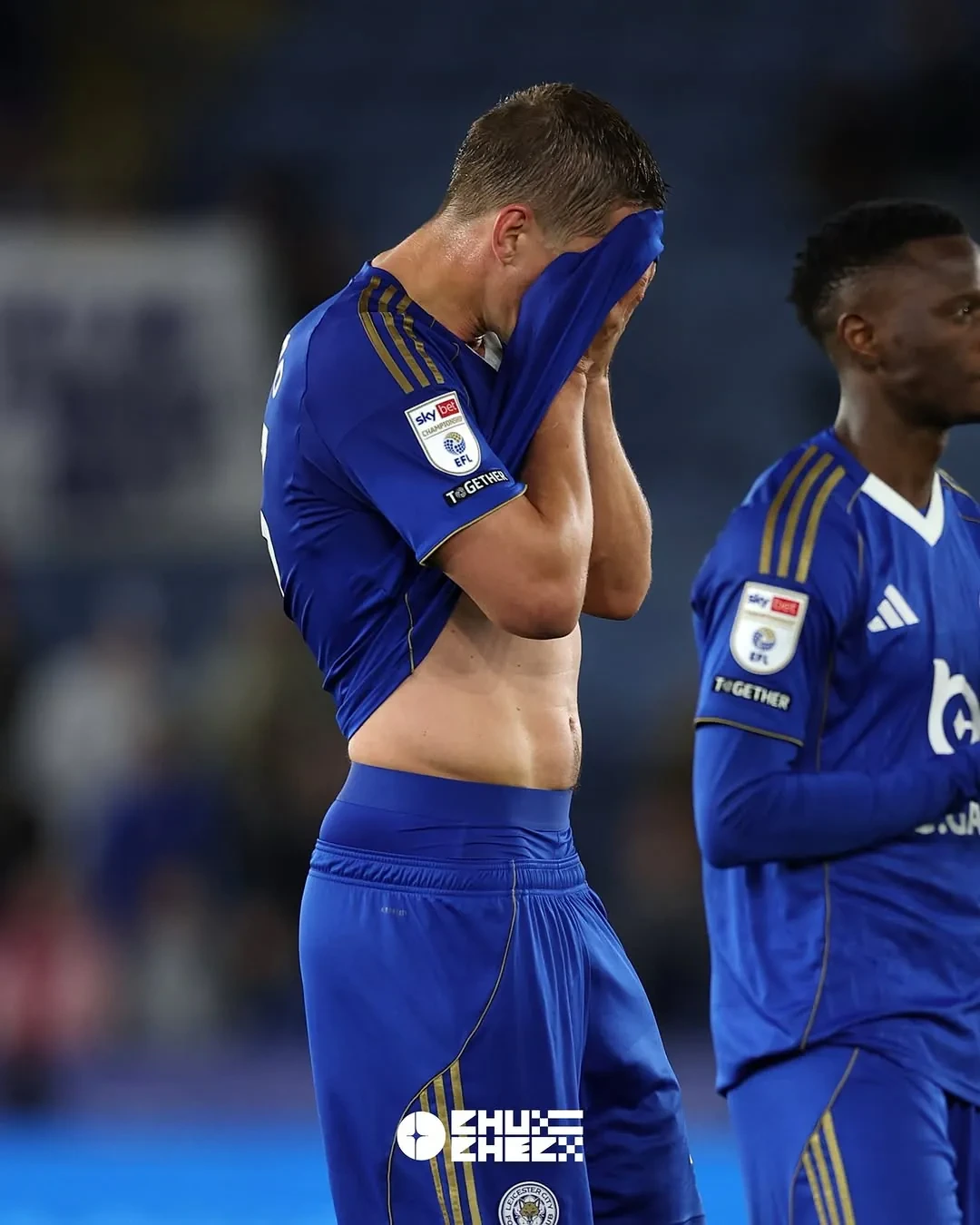 레스터-3부-강등-확정후-경기장-분위기..-5-이미지