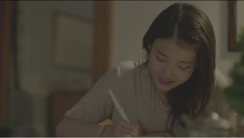 만년필-쓰는-연예인들.jpg-9-이미지