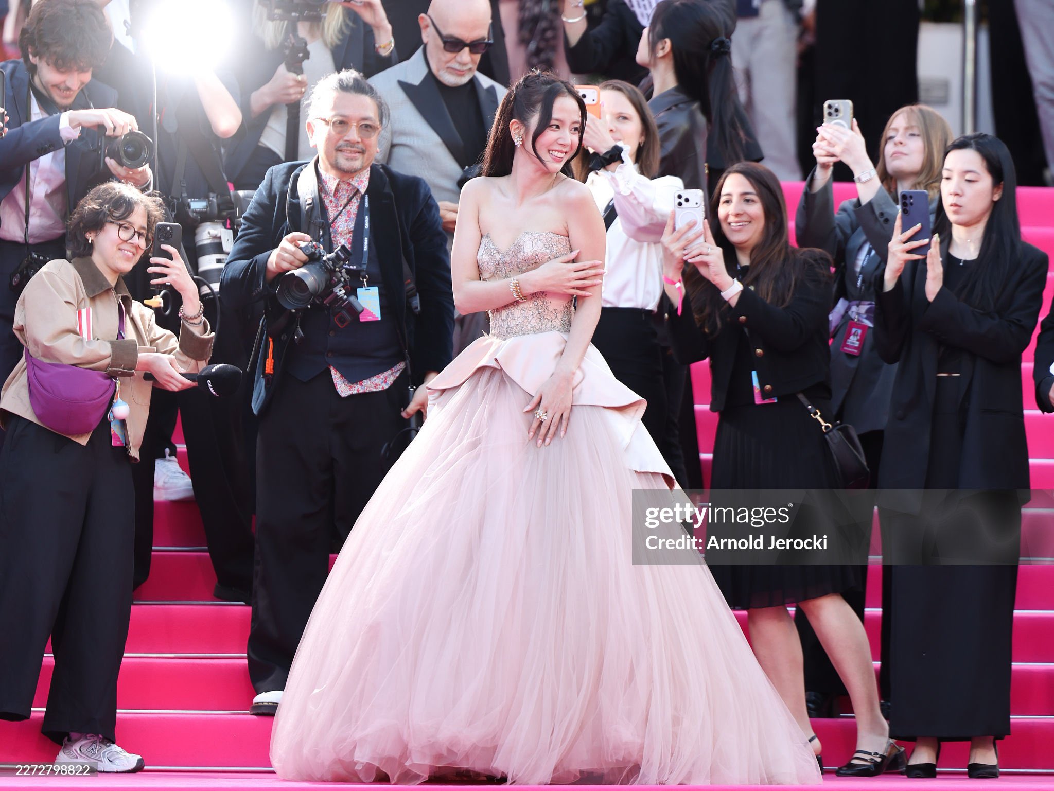 오늘자-미스소희-드레스-입은-지수-6-이미지