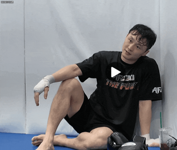 시합-약-3주-남은-UFC-최두호-몸상태...GIF-4-이미지