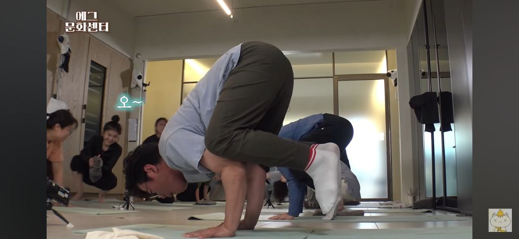 최근-이효리-만나서-요가재능-발견한-나영석pd-9-이미지