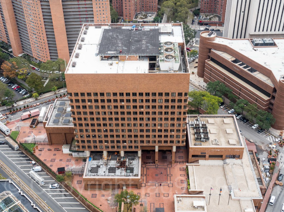 말로만듣던-NYPD-본청-건물-1-이미지