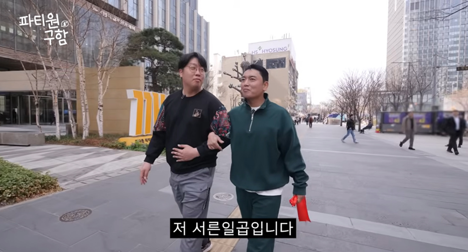 진짜-현봉식-닮았다는-일반인ㄷㄷ.jpg-3-이미지