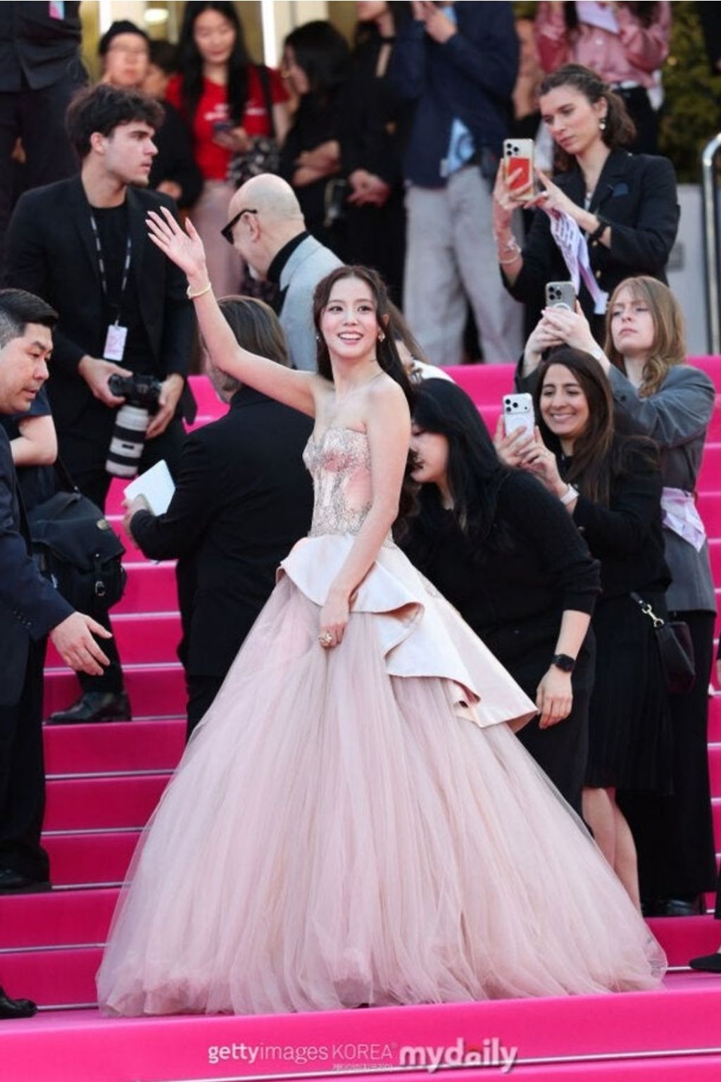 국위선양중인-블랙핑크-제니와-지수-15-이미지