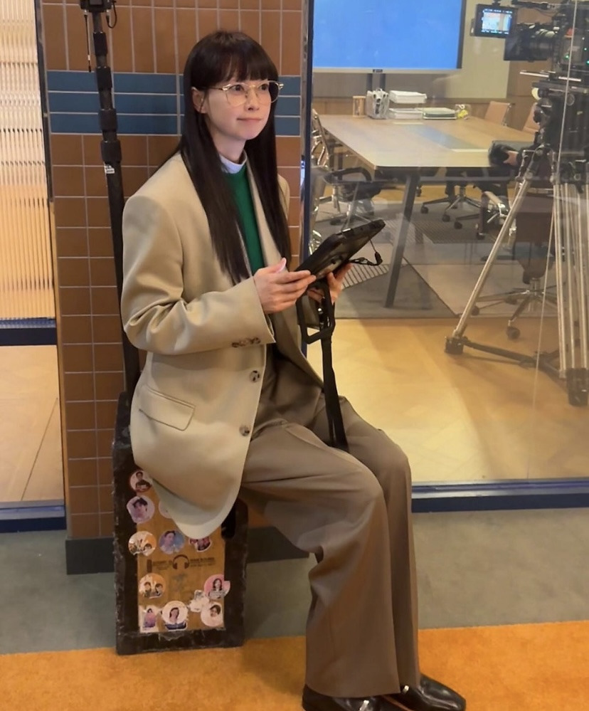 드라마-아너-속-42살의-스타일링-👩🏻‍⚖️👩🏻‍⚖️👩🏻‍⚖️-(정은채-이나영-이청아)-6-이미지