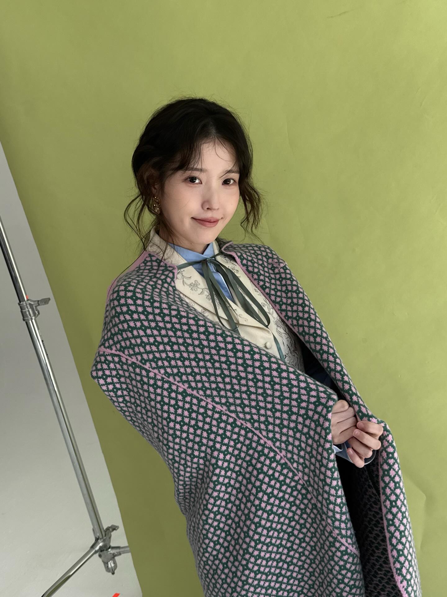 대군부인-아이유-인스타-근황.jpg-9-이미지