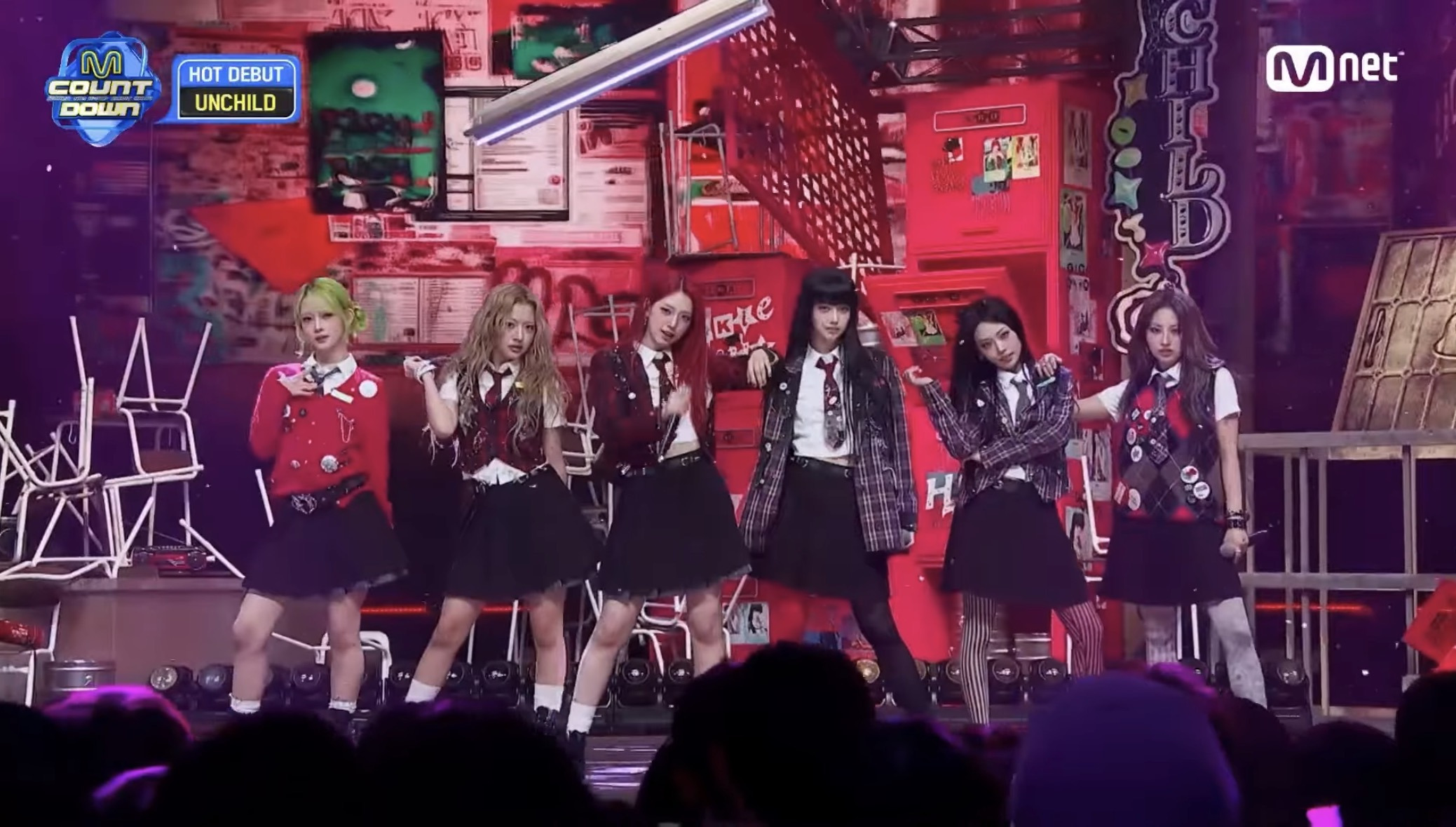 오늘자-스테이씨-후배-그룹-언차일드-엠카-데뷔-무대-0-이미지