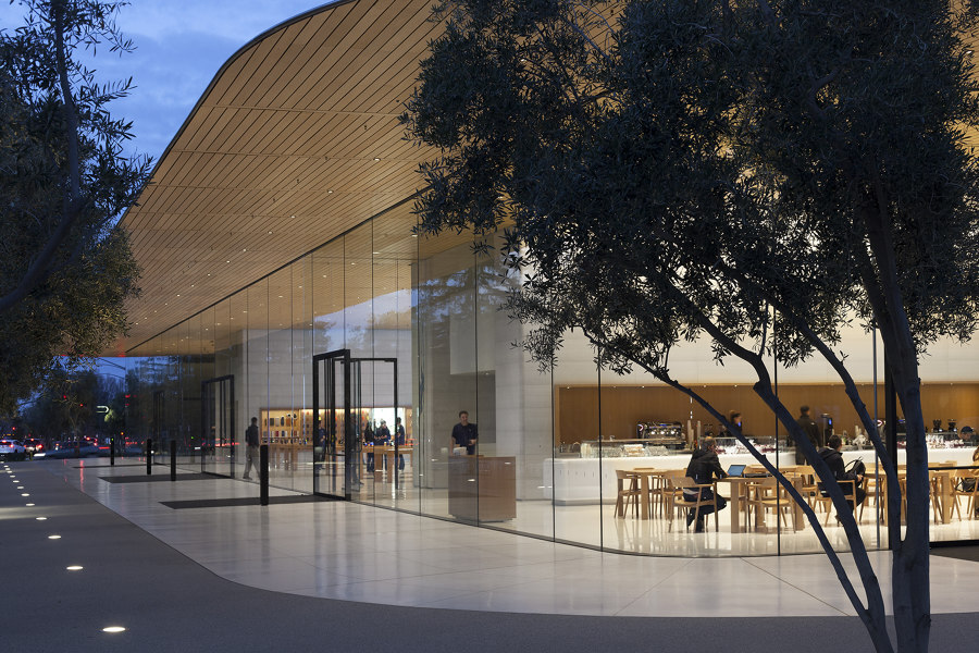 시카고-애플스토어-vs-캘리포니아-애플스토어-31-이미지