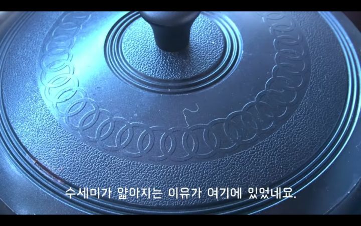 수세미에서-뿜어져나오는-플라스틱-(결국-우리-입으로...)-9-이미지