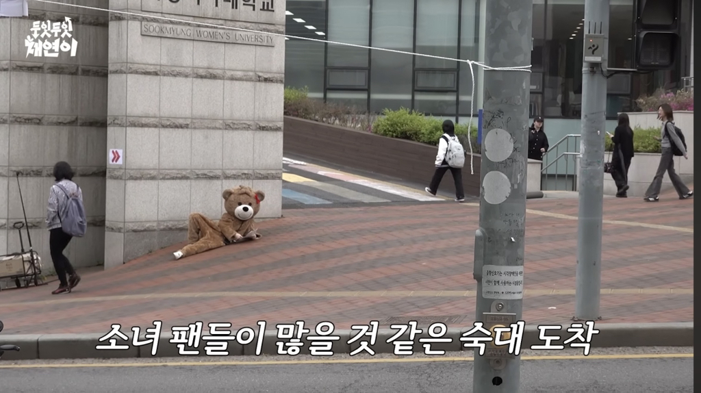 직접-컴백-홍보-뛰는-아이돌-12-이미지