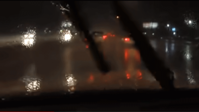 비오는날-운전할때-시야-0-이미지