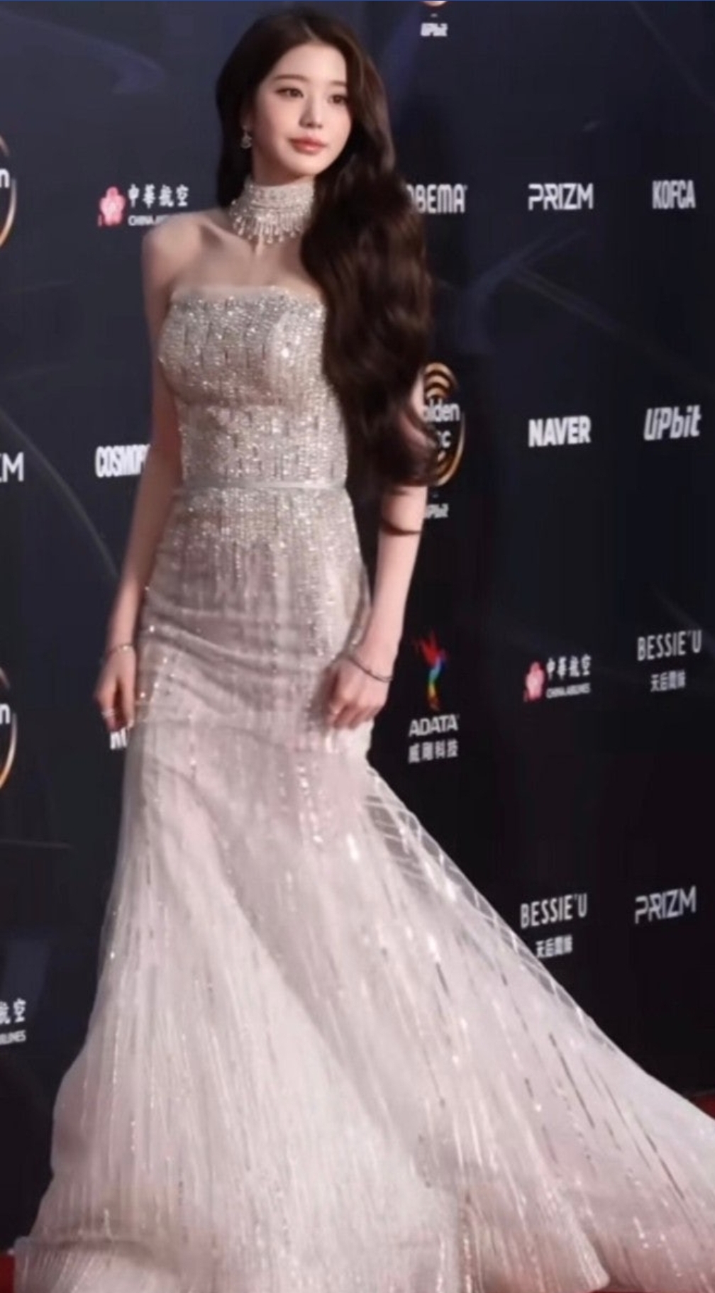 장원영-,-나나-같은옷-다른-느낌-4-이미지