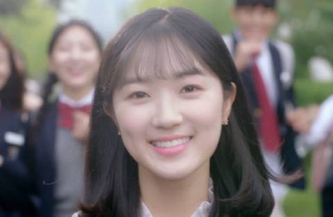 7년동안-50편-이상-단역으로-출연하다가-작년에-주연된-배우.jpg-8-이미지