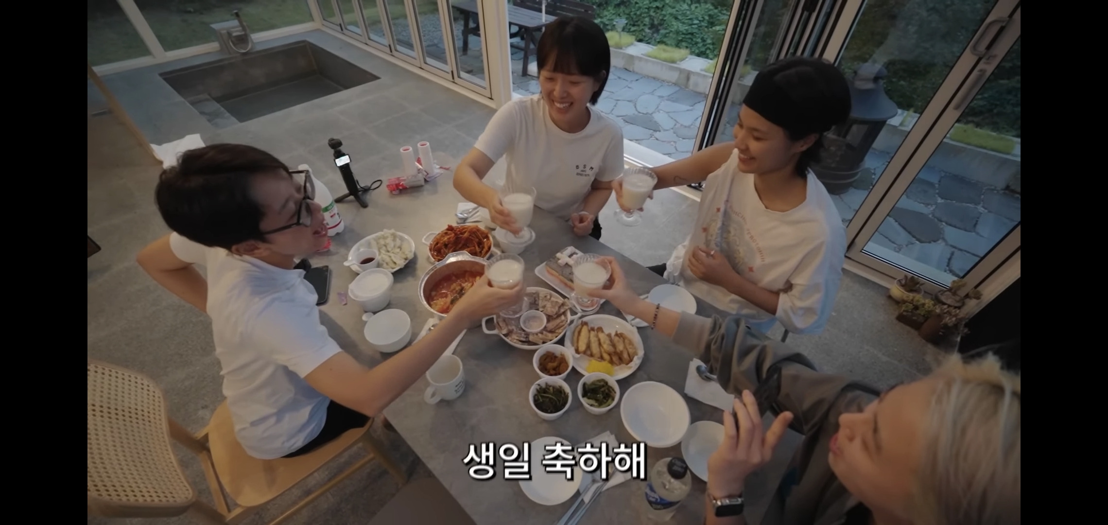 하말넘많-영상-보고-후회한다는-댓글.jpg-3-이미지