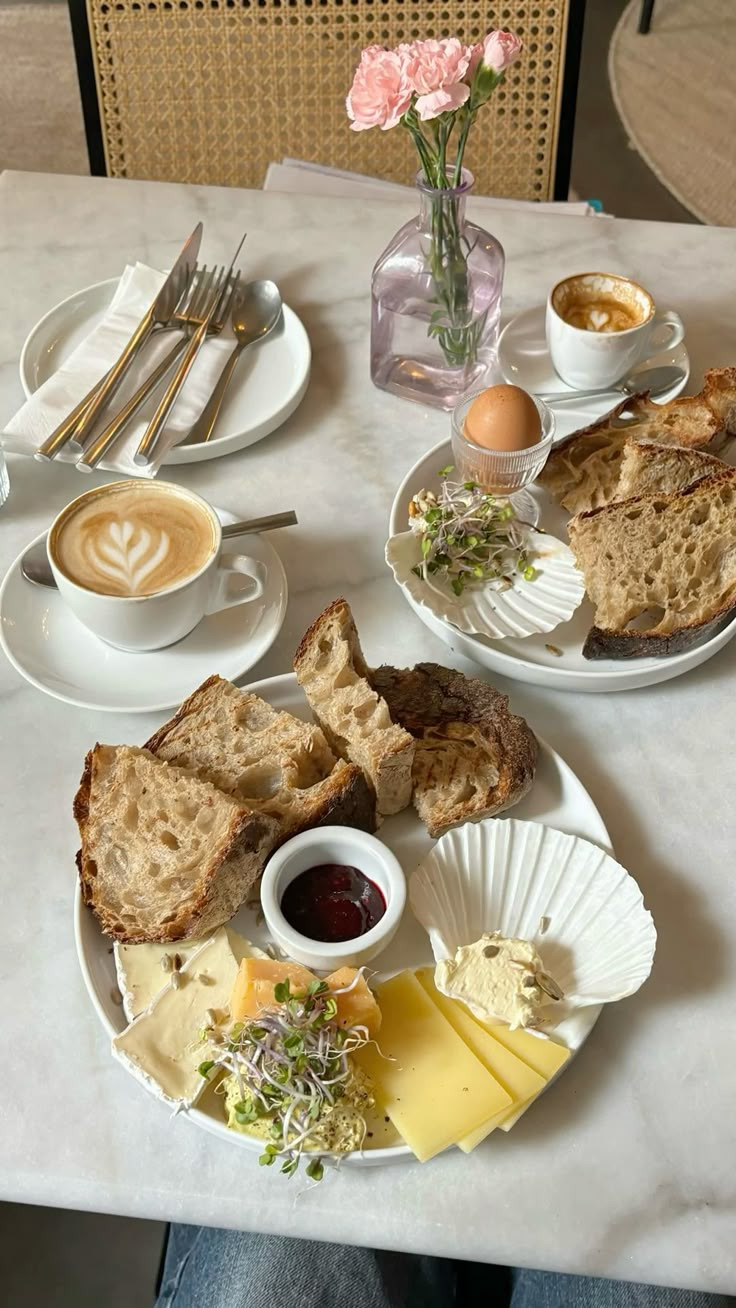 덴마크식-아침-식사-6-이미지