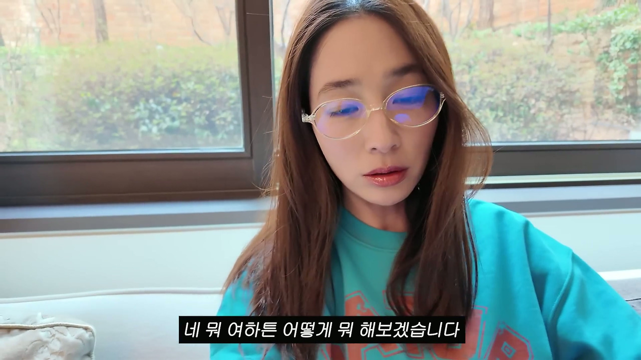 ???-:-브이로그를-으뜨그-쯔그라는-그으-즈금.......-5-이미지