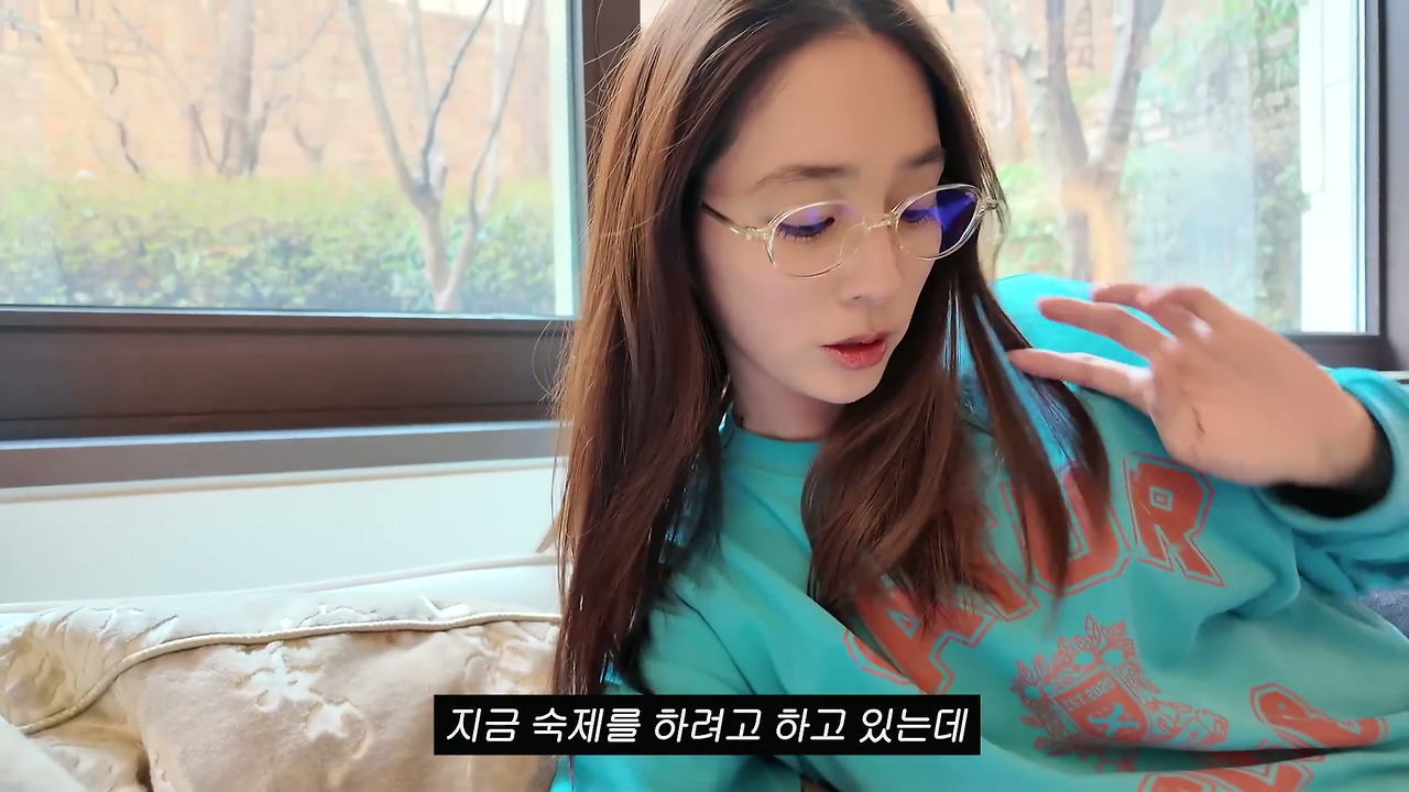 ???-:-브이로그를-으뜨그-쯔그라는-그으-즈금.......-3-이미지