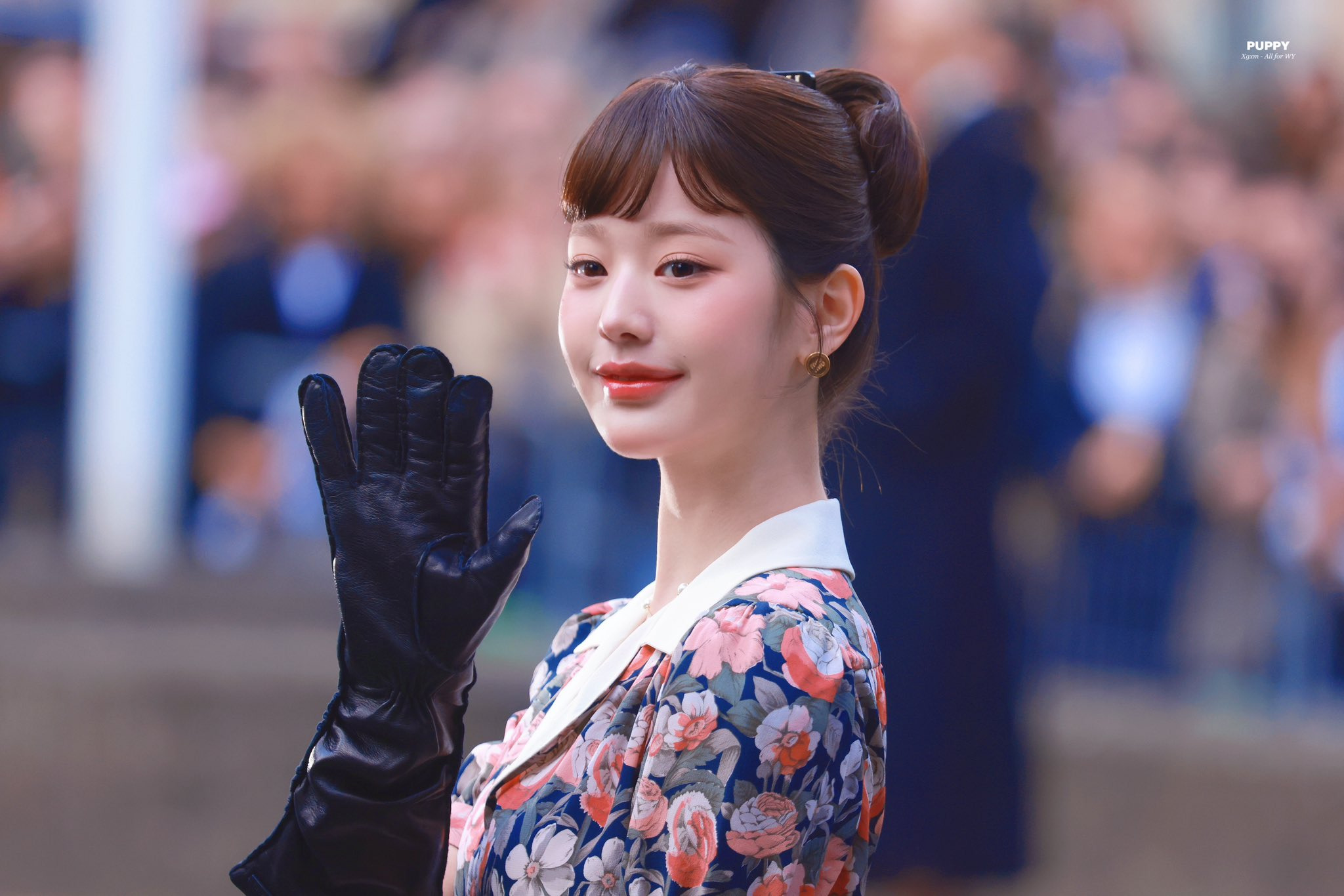 장원영과-악마를-프라다를-입는다-2-인터뷰하다가-앤-해서웨이가-순간-정색한-이유-ㅋㅋㅋ-10-이미지