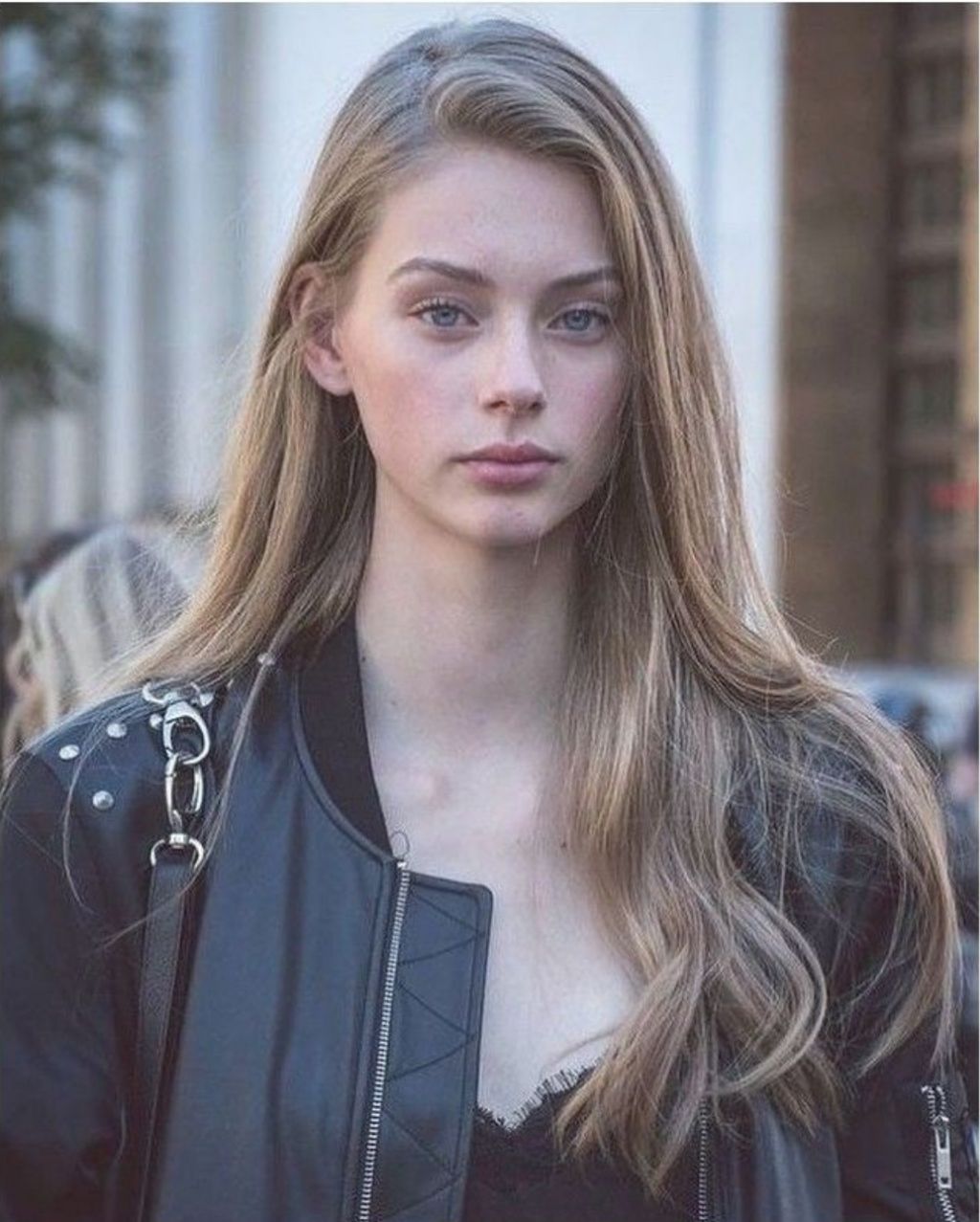 너무-예뻐서-샤넬이-독점-계약한-97년생-모델-3-이미지