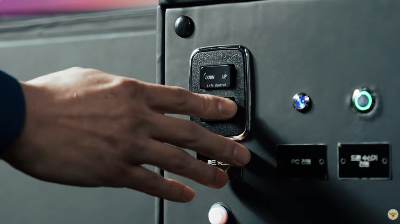 미래-치안을-담당할-New-경찰차-도입-18-이미지