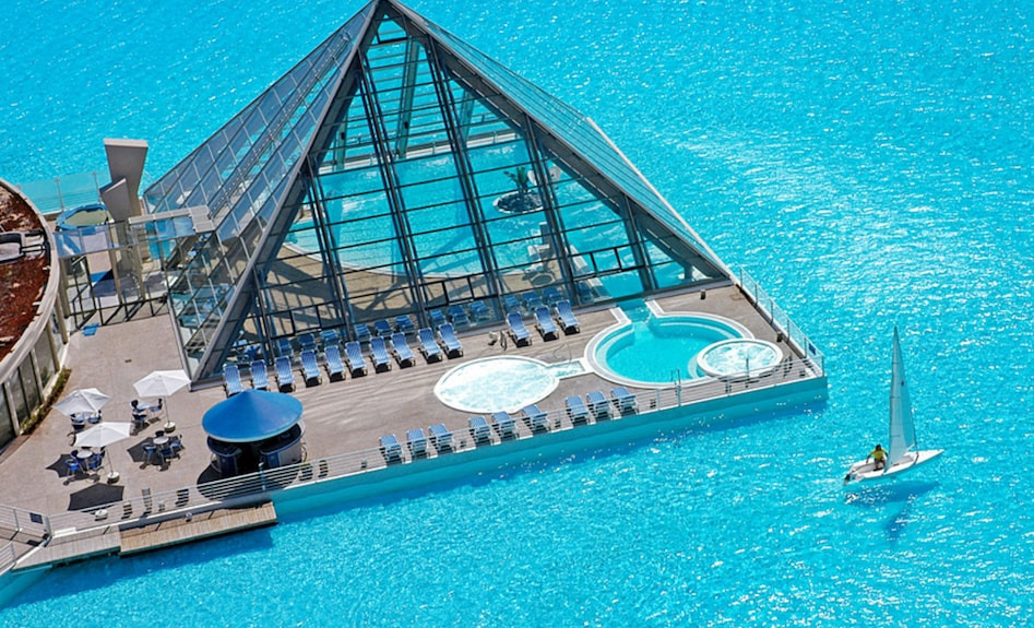 세계에서-가장-큰-수영장(칠레)-2-이미지