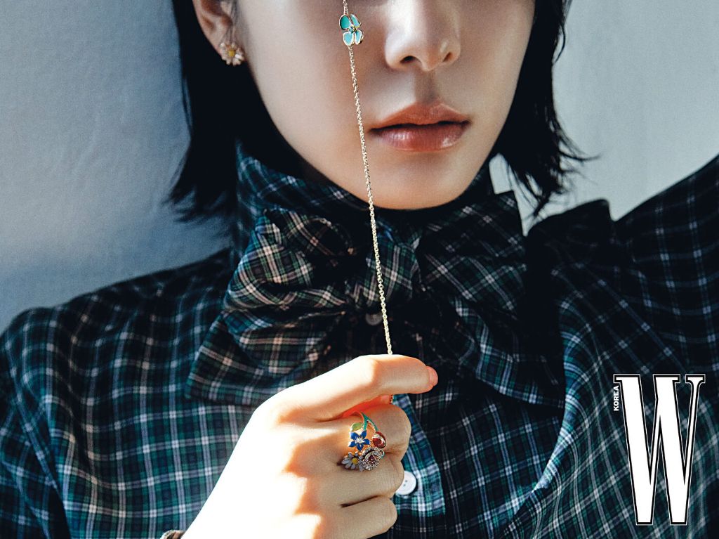 김연아-Wkorea-화보-(feat.단발)-5-이미지