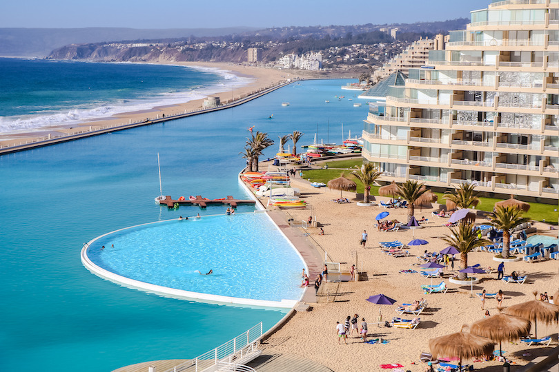 세계에서-가장-큰-수영장(칠레)-1-이미지