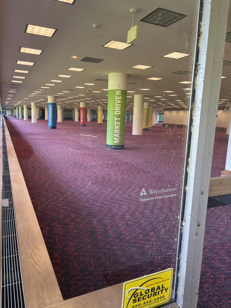 미국의-버려진-회사-건물-6-이미지