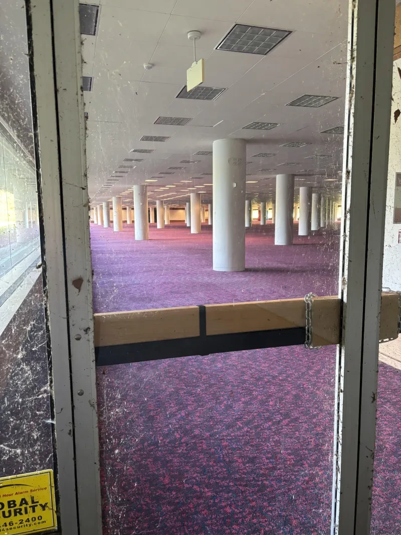 미국의-버려진-회사-건물-3-이미지