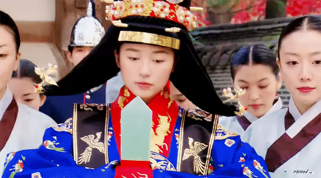 준비기간-3개월,-촬영-3일에-걸쳤다는-드라마-＜궁＞-혼례신들.gif-3-이미지