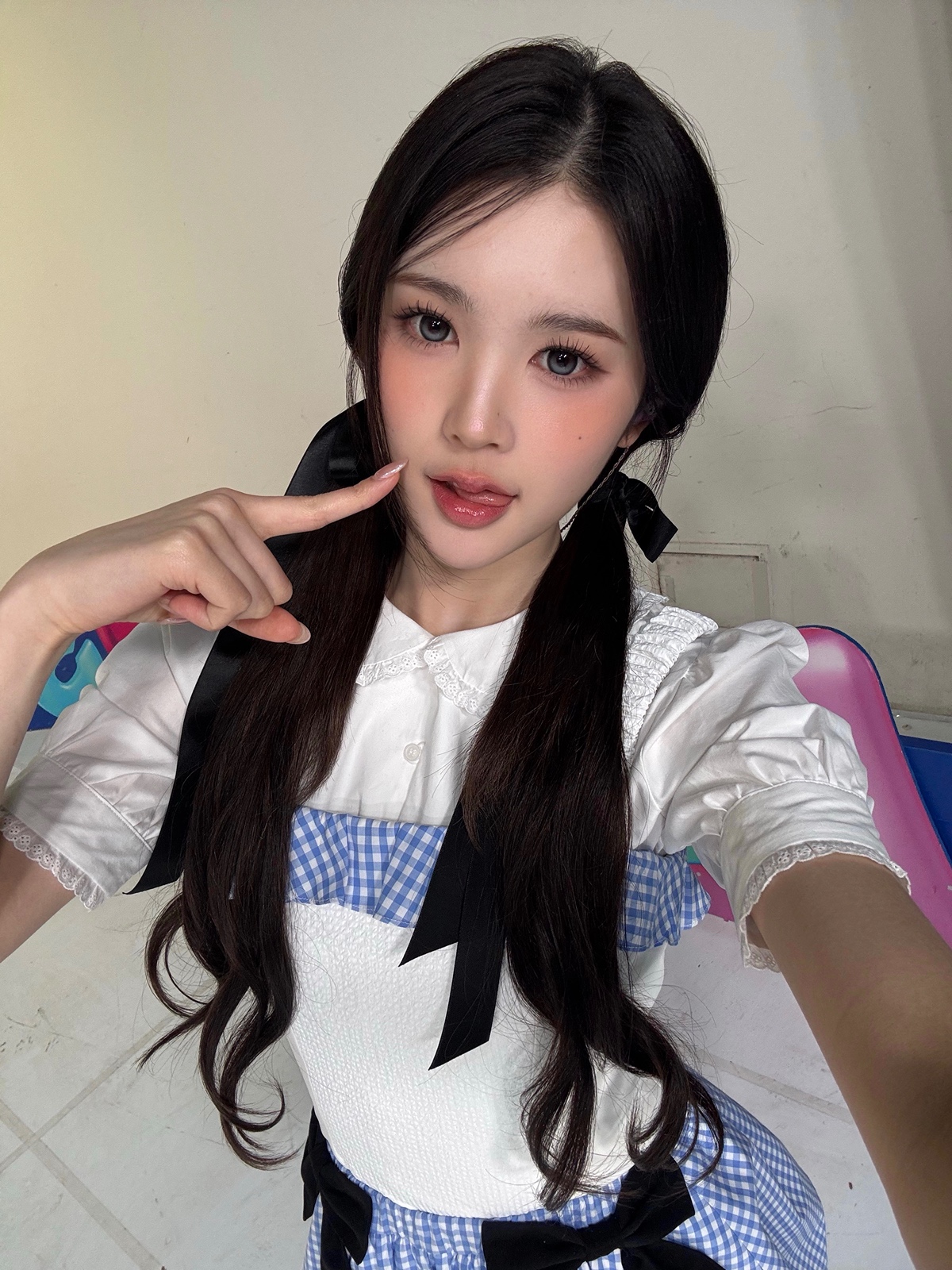 요즘-아이돌들이-많이-끼는-축고정렌즈.jpg-18-이미지