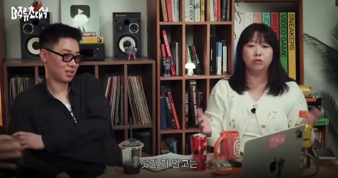 웃긴-사람이-되고-싶다면-진짜-남을-웃기고-싶은-건지-그냥-인기많은-사람이-되고-싶은-건지-잘-생각해봐야-함-36-이미지
