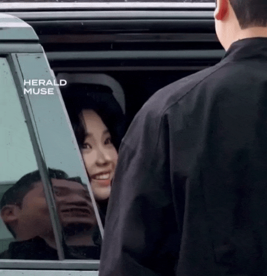 직업만족도-최상인-카리나-경호원-ㅋㅋ-0-이미지