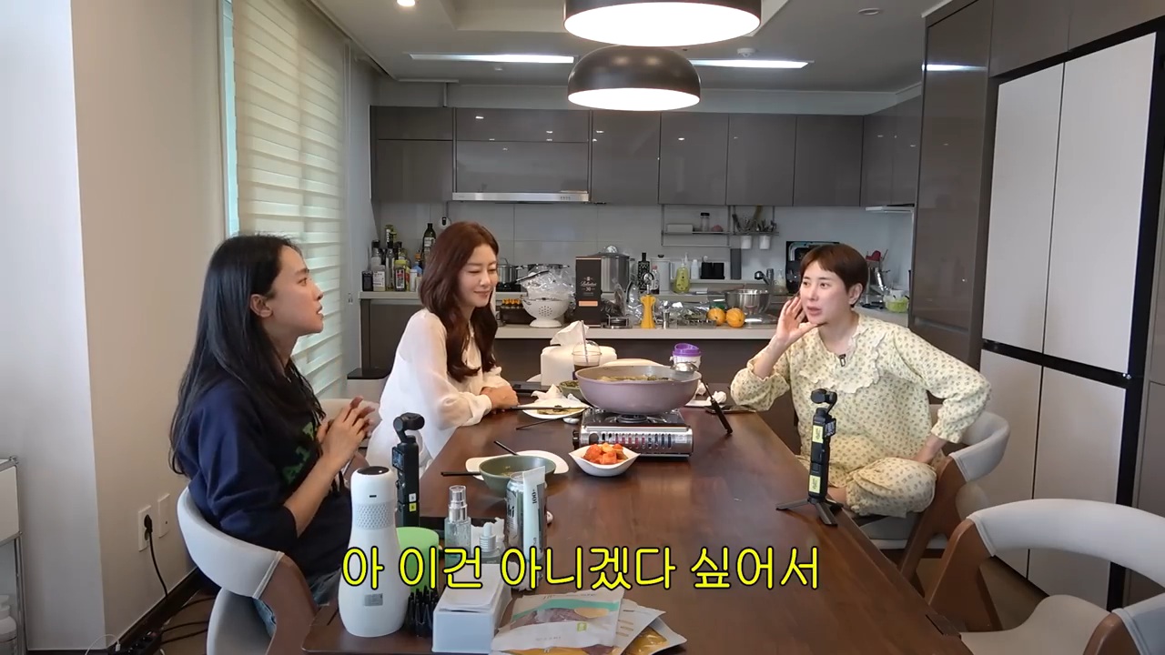 숙소생활을-안해서-사이가-괜찮았던-쥬얼리-34-이미지