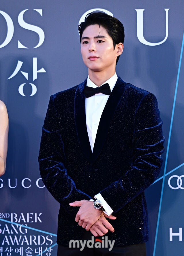 백상예술대상-MC로-참석한-수지,-박보검-6-이미지