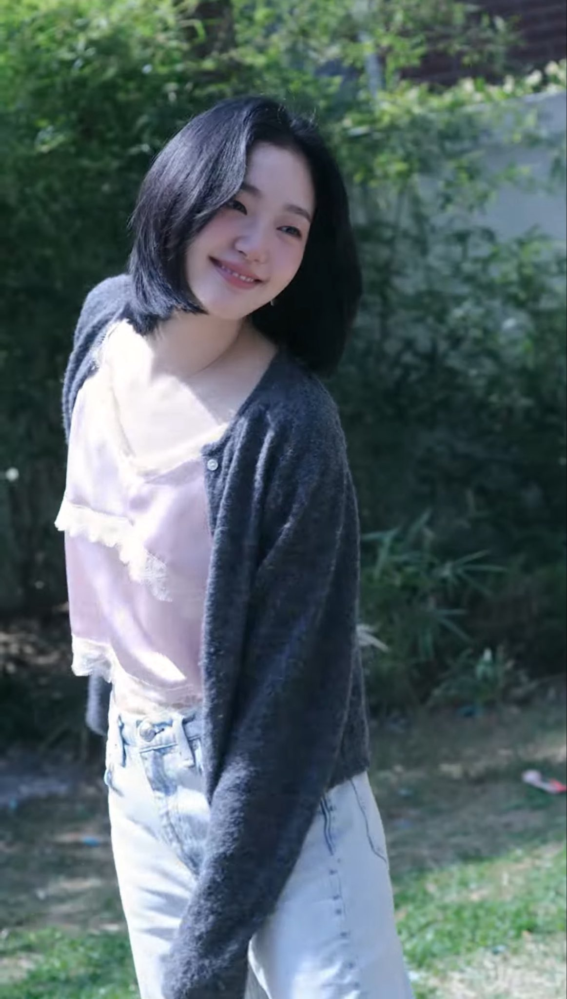반응-좋은-김고은-최근-화보.jpg-4-이미지