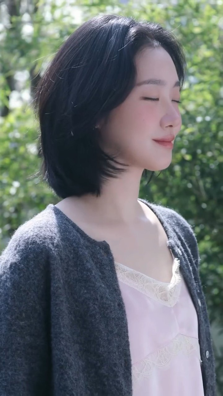 반응-좋은-김고은-최근-화보.jpg-0-이미지