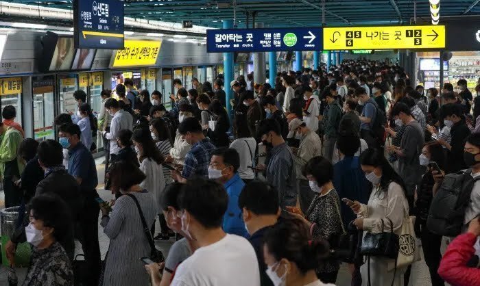 직장인들-삶의-질-박살내는-1티어-1-이미지