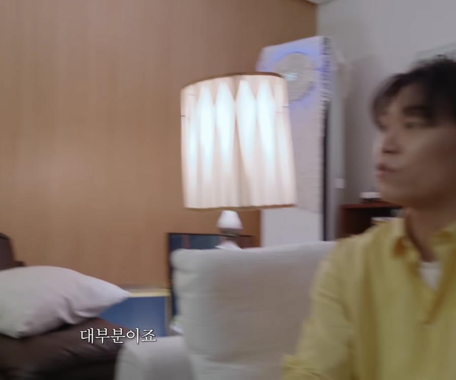 친구와-동갑은-다르다-10-이미지
