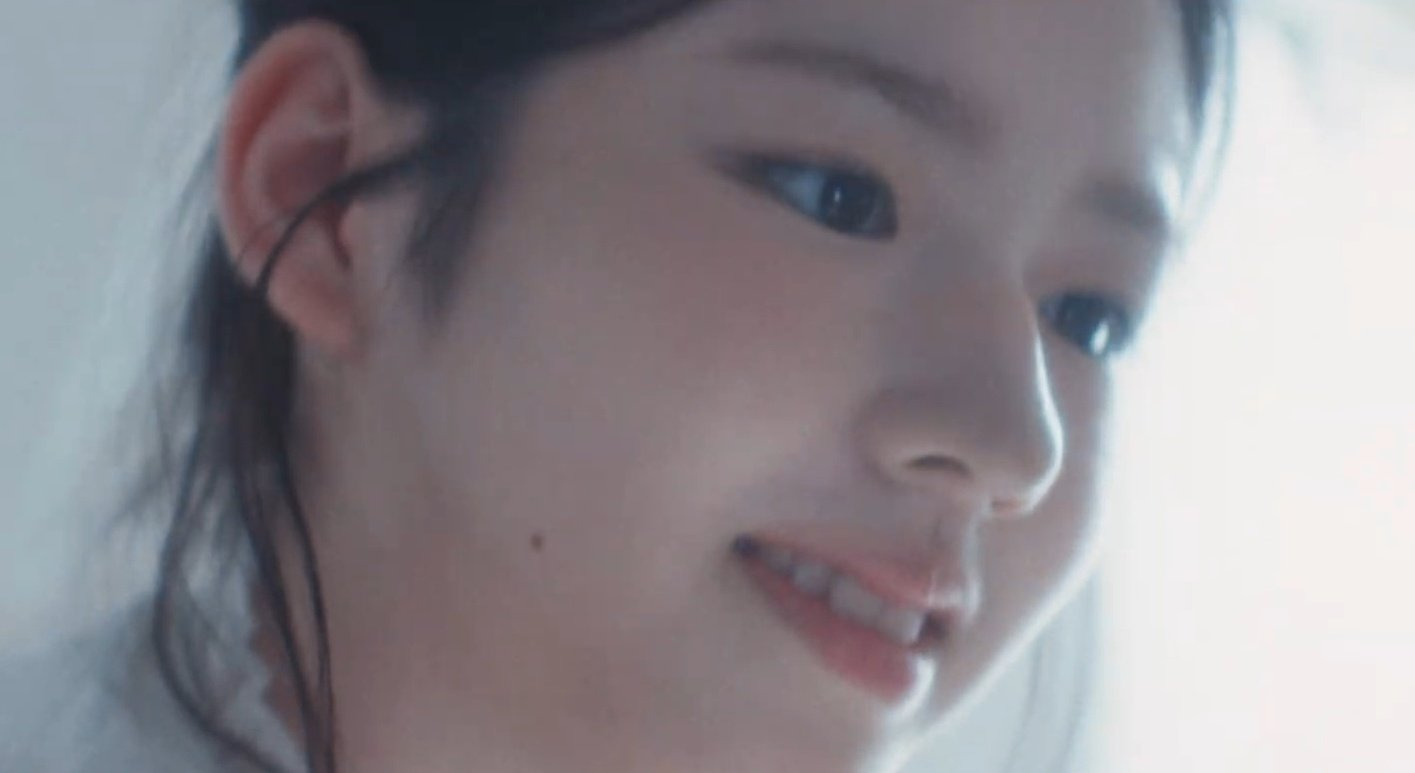 엔믹스-뮤비에-출연한-JYP-차기-걸그룹-연습생으로-추정되는-사람.jpg-0-이미지