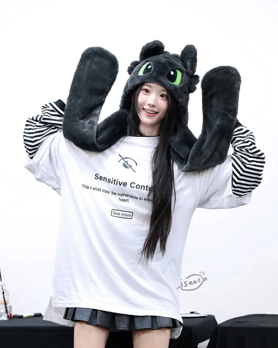오늘자-역대급-귀여움-QWER-히나-3-이미지