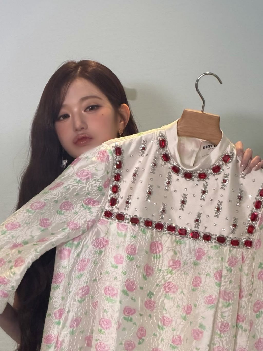 오늘자-아이브-장원영-인스타-18-이미지